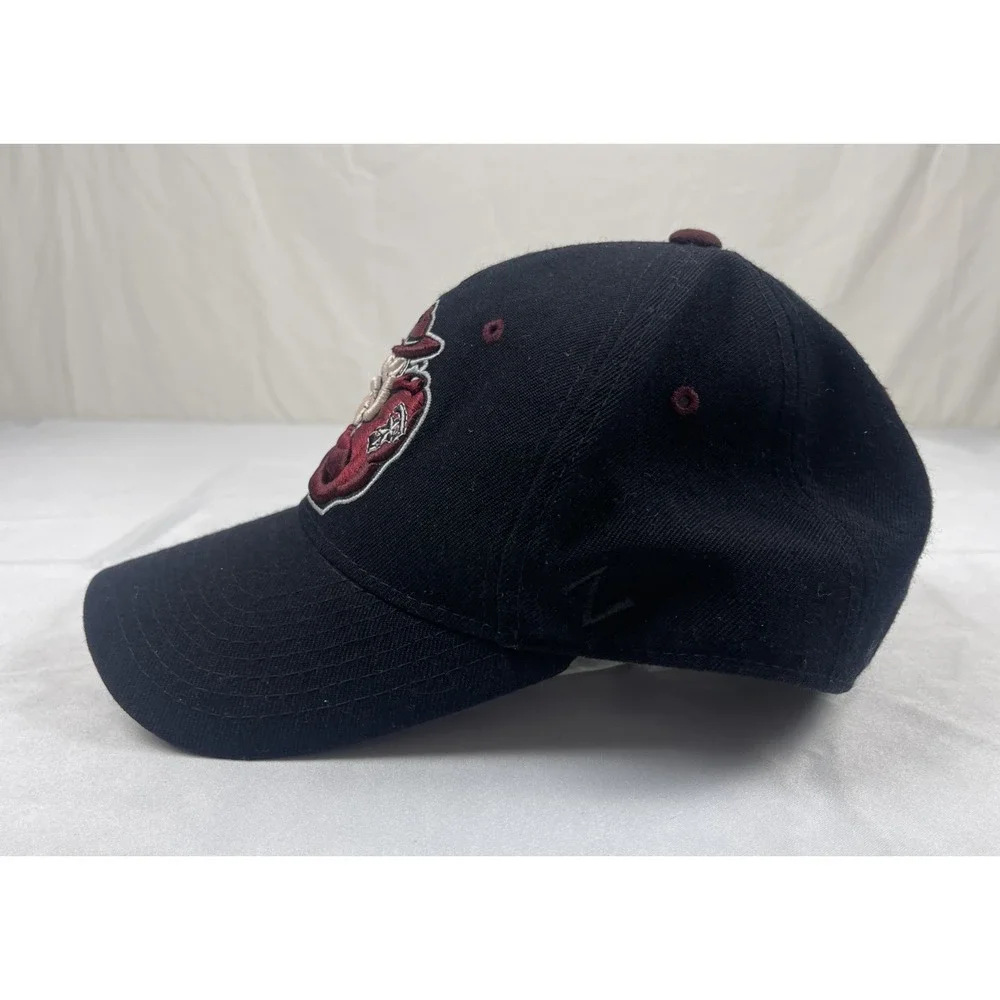 TEXAS A&M AGGIES ZEPHYE FITTED HAT 7 1/4 REVEILLE MASCOT BLACK MAROON NCAA CAP